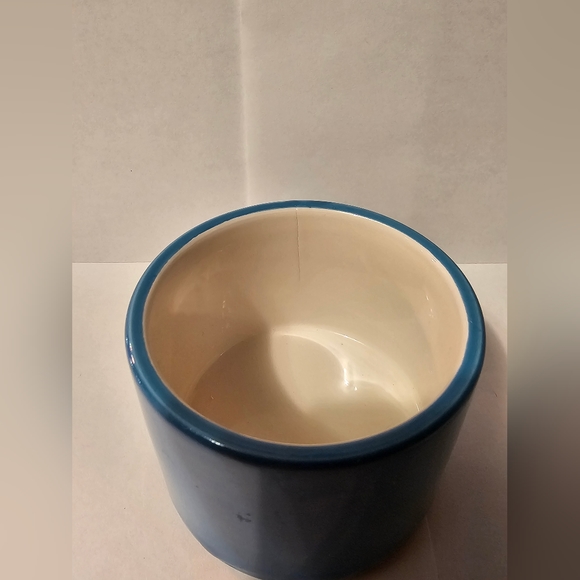 Ceramic salt and pepper shaker holders - Picture 5 of 6